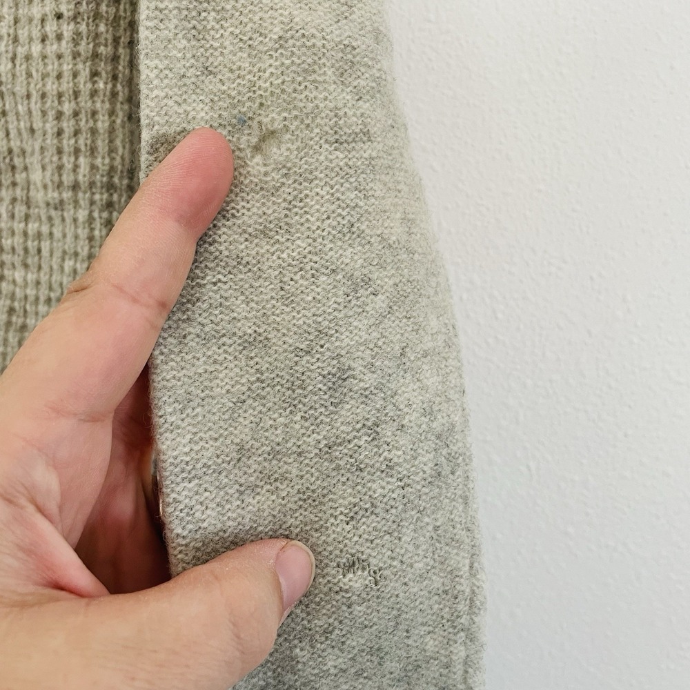 *READ* Madewell 100% Merino Wool V-Neck Button Front Cardigan Sweater Grey Small - Picture 5 of 10